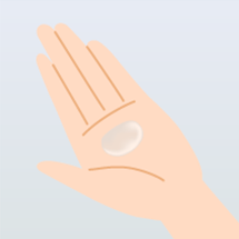 顔や手の水分を軽く拭き取った後、適量（さくらんぼ粒大）を手に取り、顔全体に広げ馴染ませます。